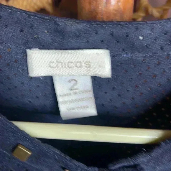 Chico’s women’s size 2 beautiful blue blazer. - Picture 2 of 6